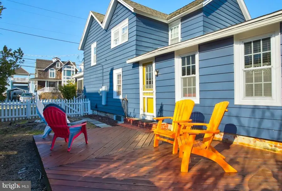 4406 Main St, Chincoteague Island, VA 23336 - Image #3