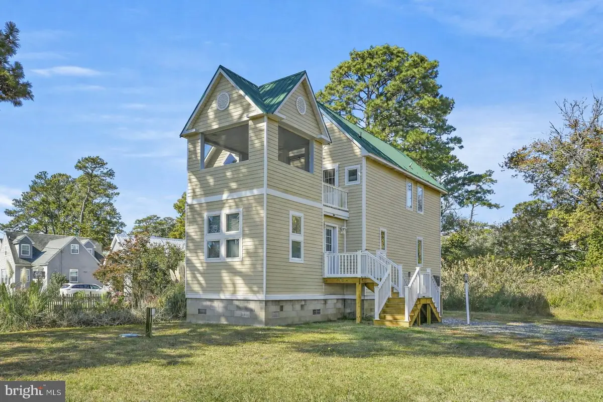 4475 Deep Hole Rd, Chincoteague Island, VA 23336 - #1