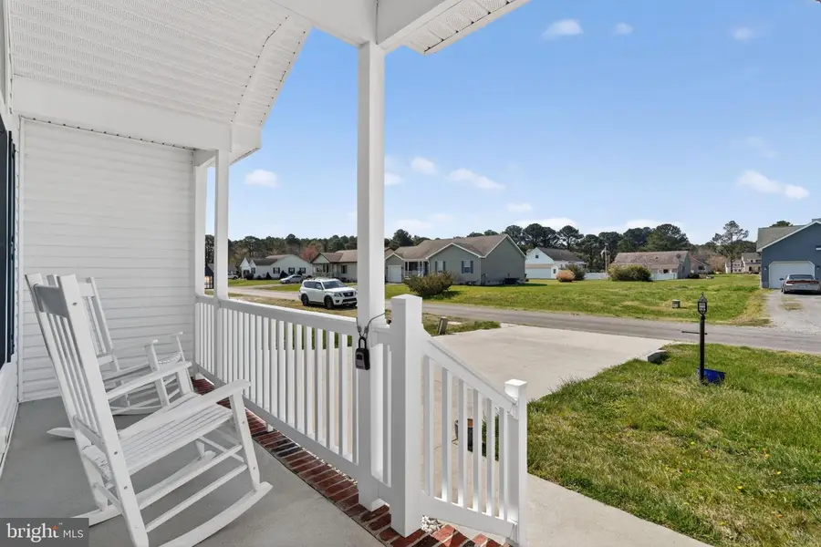 38027 Davey Jones Blvd, Greenbackville, VA 23356 - #2