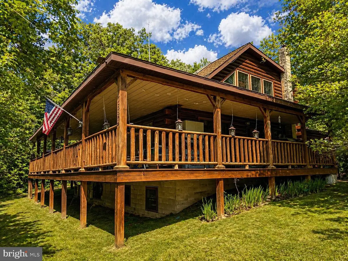 33529 Watts Bay Dr, Wallops Island, VA 23337 - #1