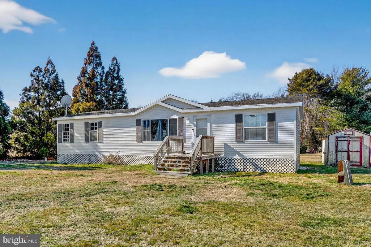 8024 Hickman Farm Rd, Wallops Island, VA 23337 - #1