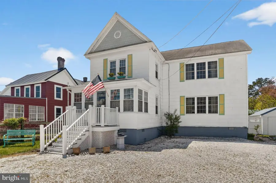 6390 Church St, Chincoteague Island, VA 23336 - #2