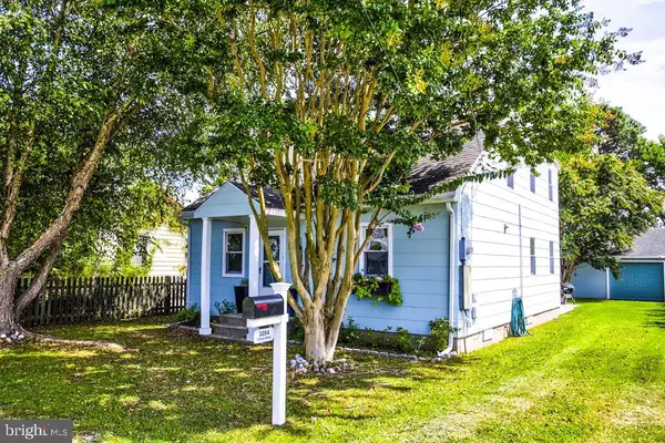3284 Colona St, CHINCOTEAGUE ISLAND, VA 23336