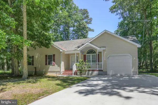 2347 Mayflower Dr, GREENBACKVILLE, VA 23356