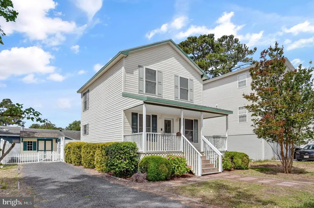 5138 Serenity Ln, Chincoteague Island, VA 23336 - #1