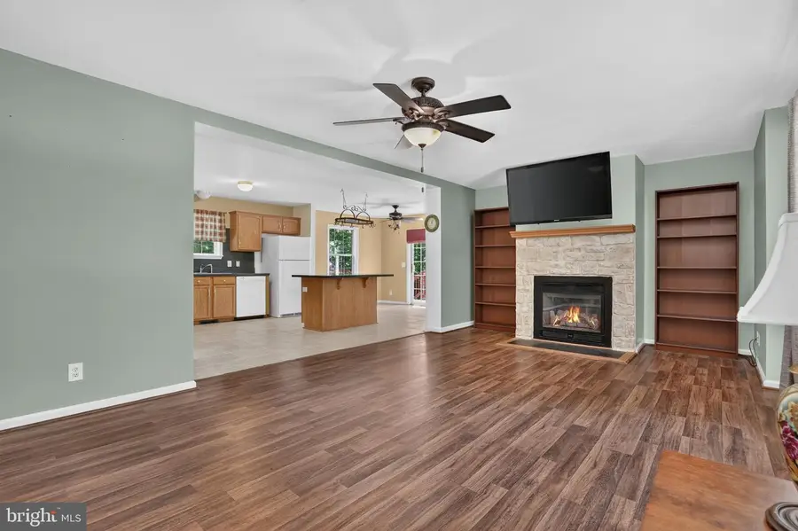 37281 Galleon Ct, Greenbackville, VA 23356 - #2