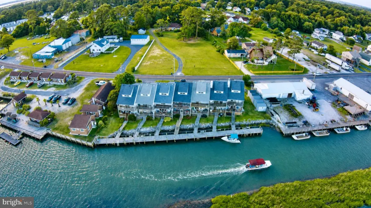 7550 Eastside Rd, Chincoteague Island, VA 23336 - #1