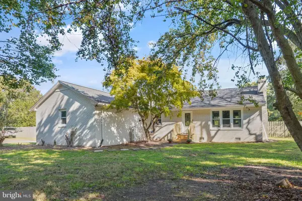 17591 Saint Thomas Rd, PARKSLEY, VA 23421