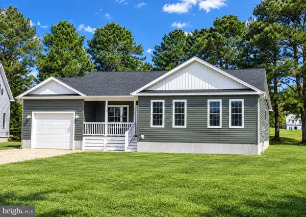 38041 Davey Jones Blvd, GREENBACKVILLE, VA 23356
