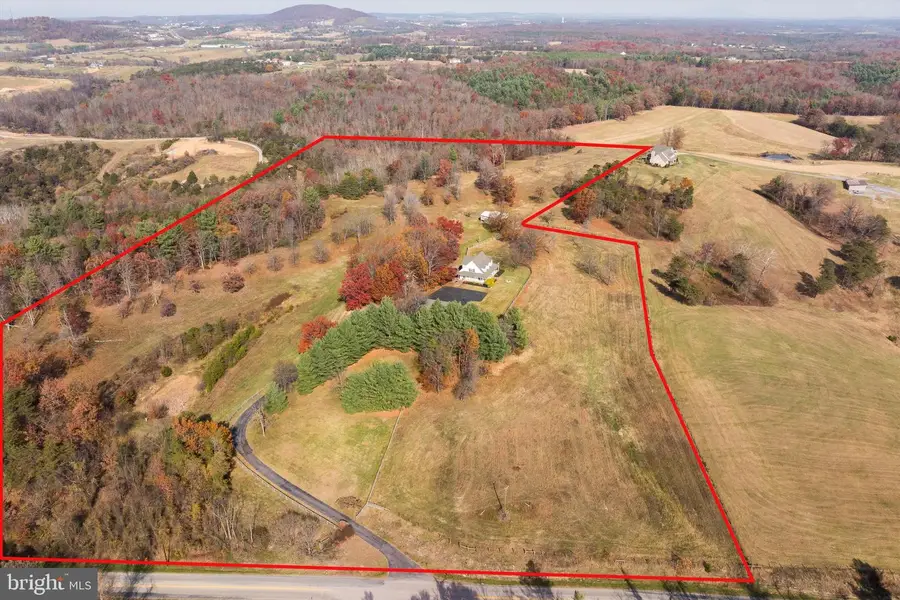 746 Christians Creek Rd, Staunton, VA 24401 - Image #3