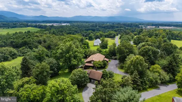 18 Providence Ln, WAYNESBORO, VA 22980