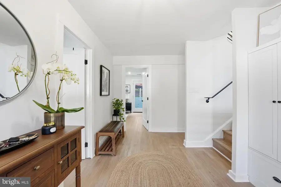 3662 Vacation Ln, Arlington, VA 22207 - Image #2