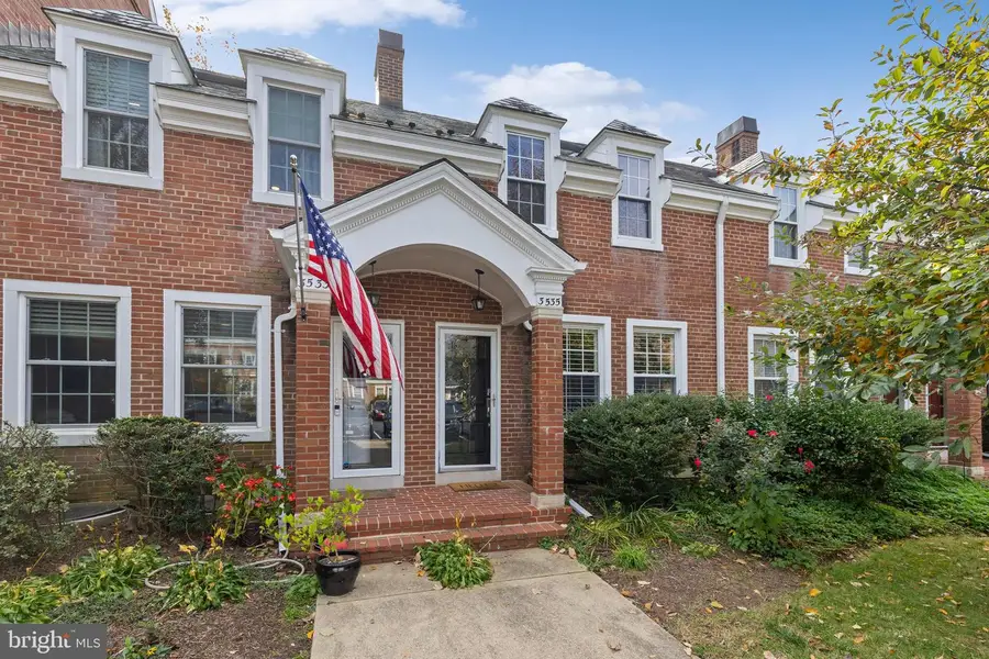 3535 S Wakefield St, Arlington, VA 22206 - Image #2