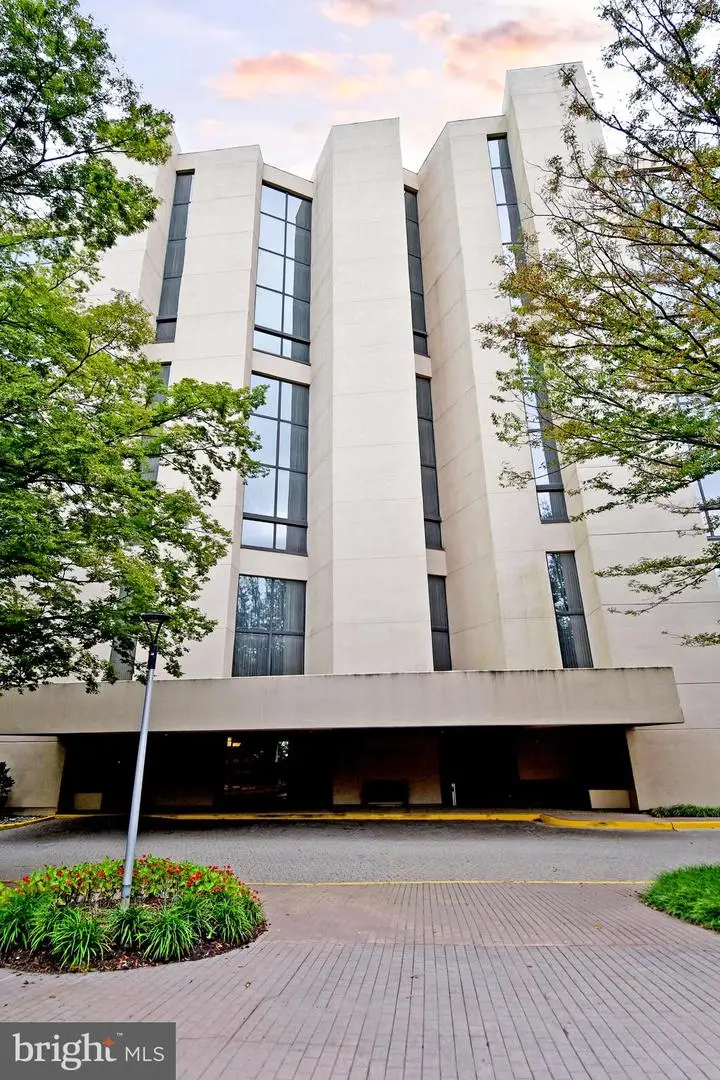 1101-1101 Arlington Ridge Road #316, Arlington, VA 22202 - Image #3