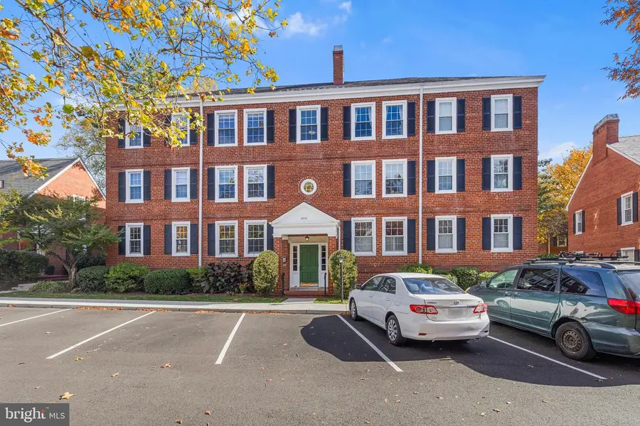 4710 30th St S #c1, Arlington, VA 22206 - Image #2