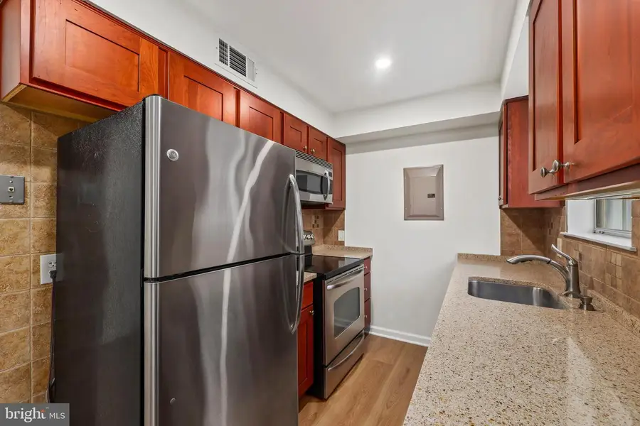 4619-c 28th Rd S #c, Arlington, VA 22206 - Image #2