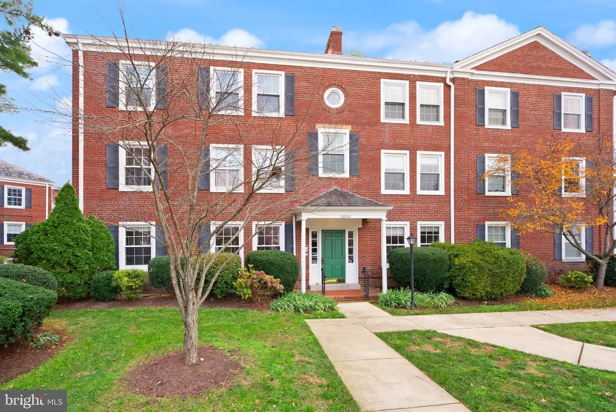 3080 S Abingdon St #a1, Arlington, VA 22206 - Image #1