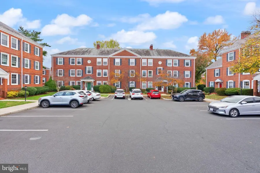 3080 S Abingdon St #a1, Arlington, VA 22206 - Image #3