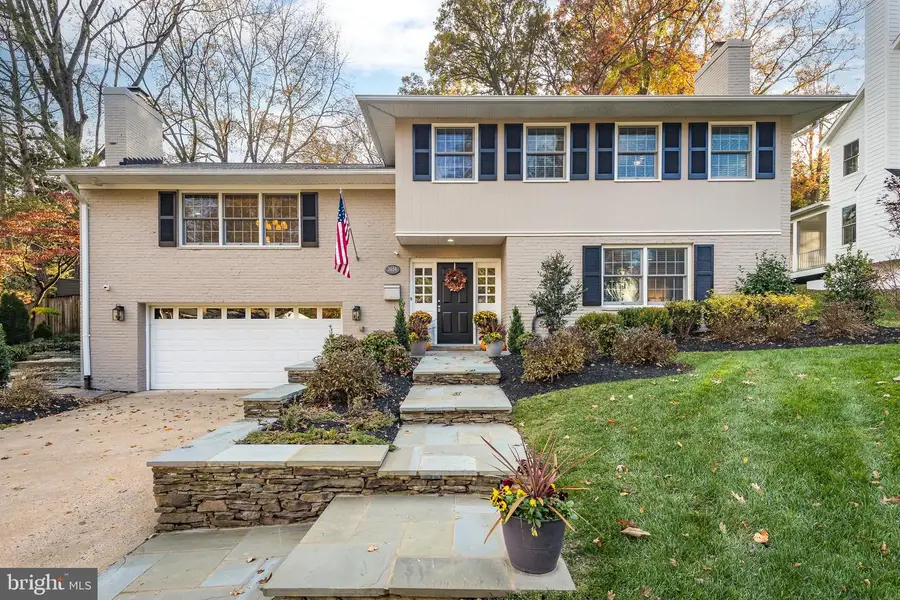 3654 N Oakland St, Arlington, VA 22207 - Image #2