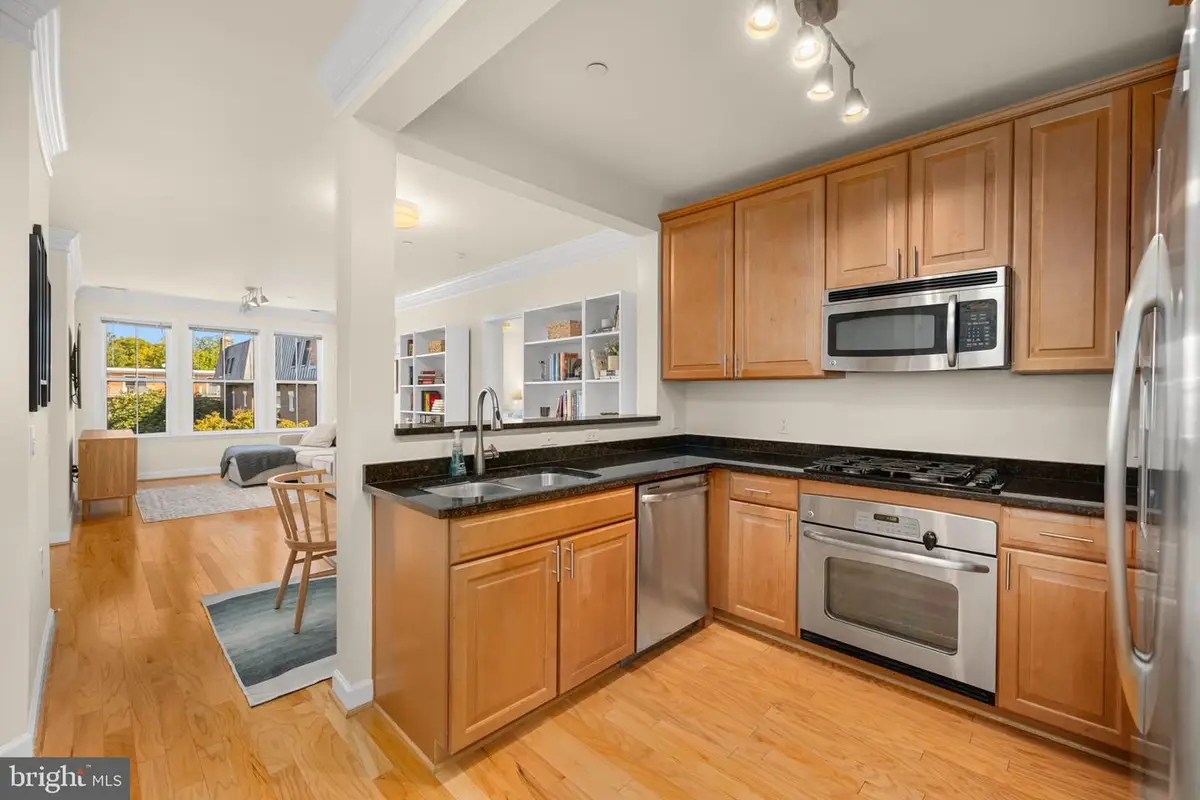 2101 N Monroe St #307, Arlington, VA 22207 - #1
