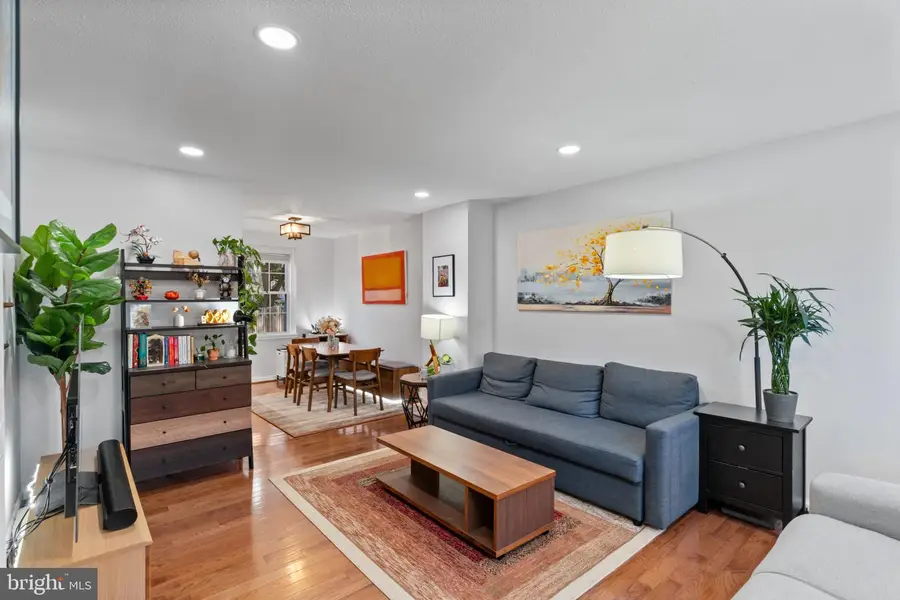 4879 28th St S #a, Arlington, VA 22206 - Image #3