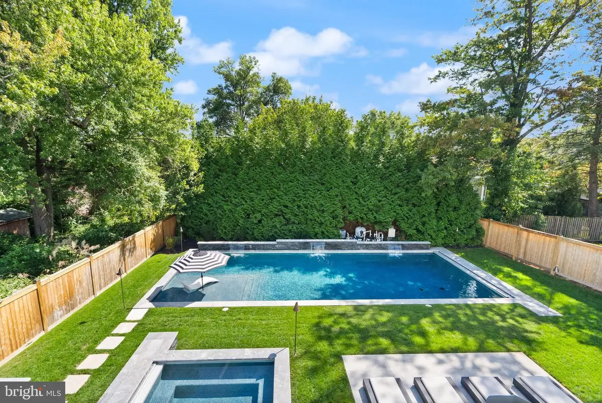 6032 28th St N, Arlington, VA 22207 - Image #1