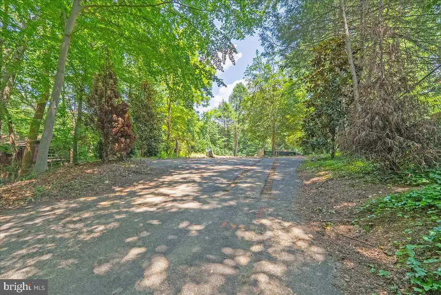 4019 N Randolph St, Arlington, VA 22207 - Image #3