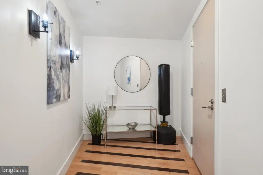 2001 15th St N #1008, Arlington, VA 22201 - Image #2