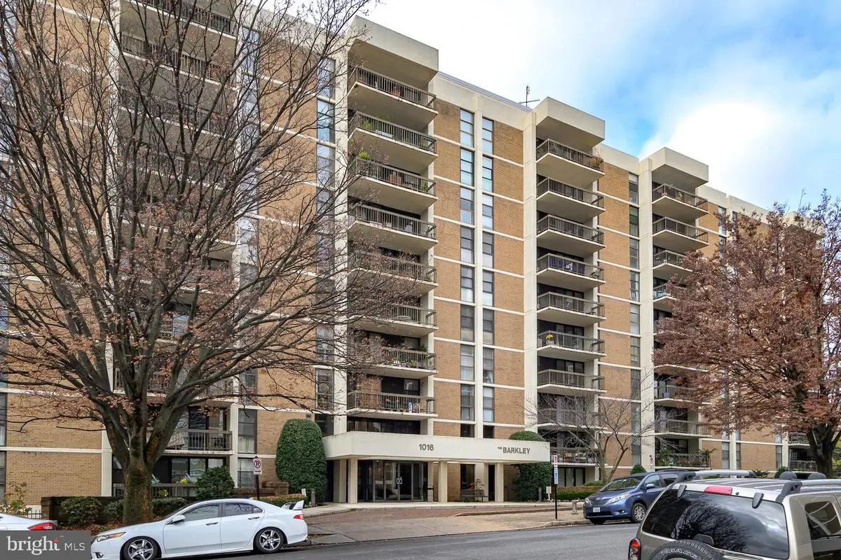 1016 S Wayne St S #604, Arlington, VA 22204 - Image #1