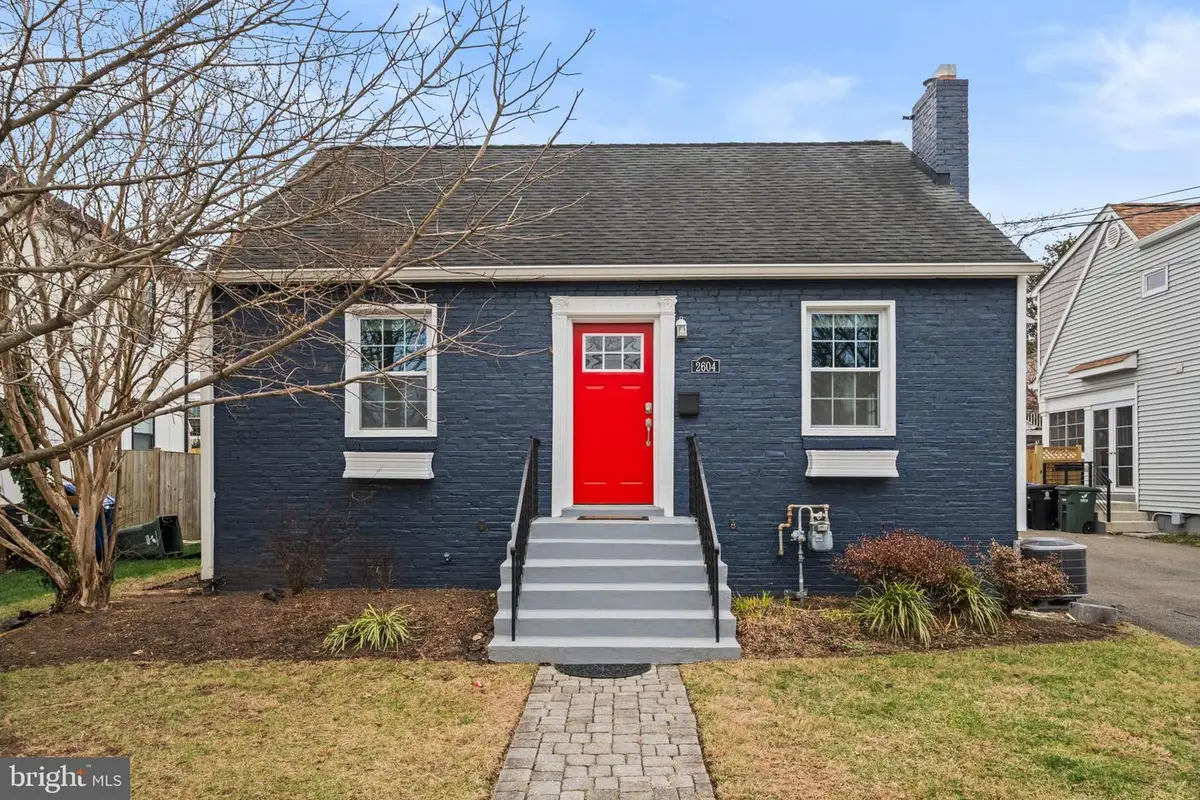 2604 1st St S, Arlington, VA 22204 - Image #1