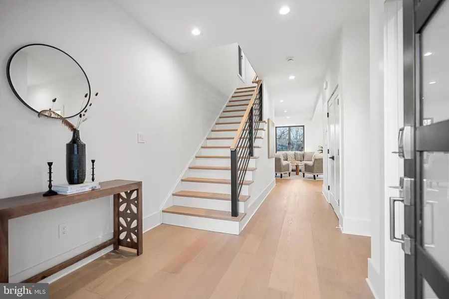 2100 S Nelson St, Arlington, VA 22204 - Image #3