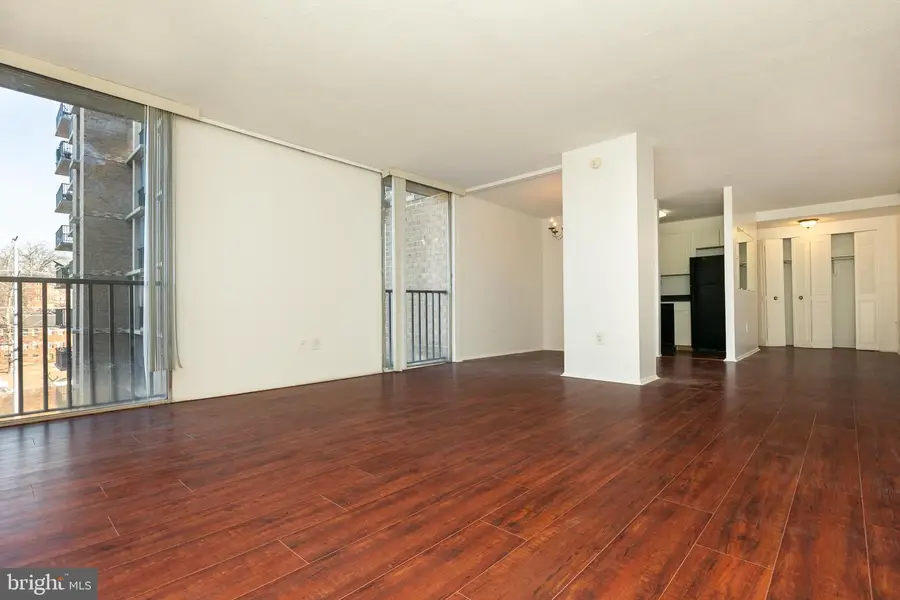 4600 S Four Mile Run Dr #623, Arlington, VA 22204 - Image #3