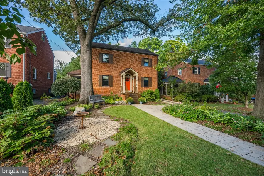 712 S Wayne St, Arlington, VA 22204 - Image #2