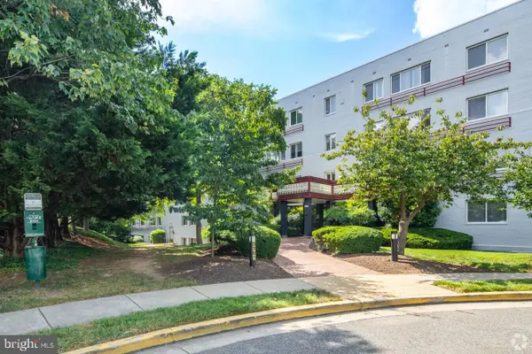 3601 5th St S #203, ARLINGTON, VA 22204
