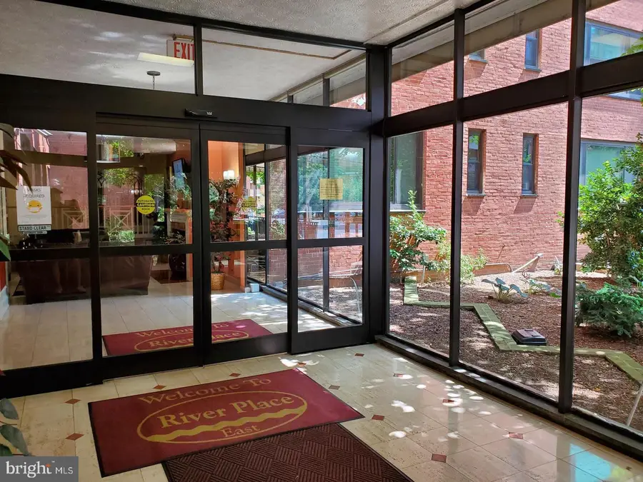 1021 Arlington Blvd #702, Arlington, VA 22209 - Image #3