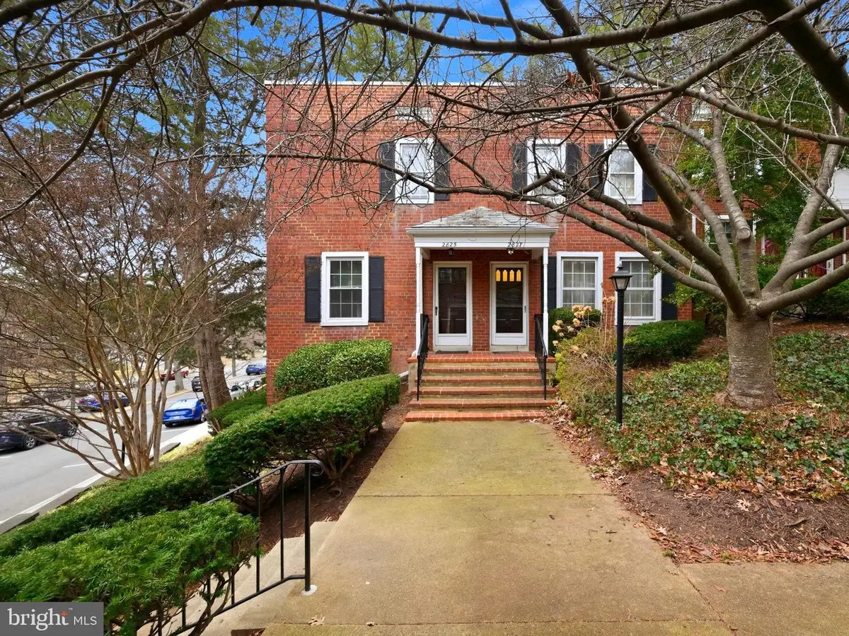 2825 S Columbus St, Arlington, VA 22206 - Image #1