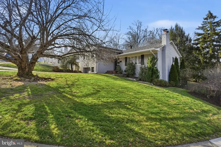 4324 37th Rd N, Arlington, VA 22207 - Image #2