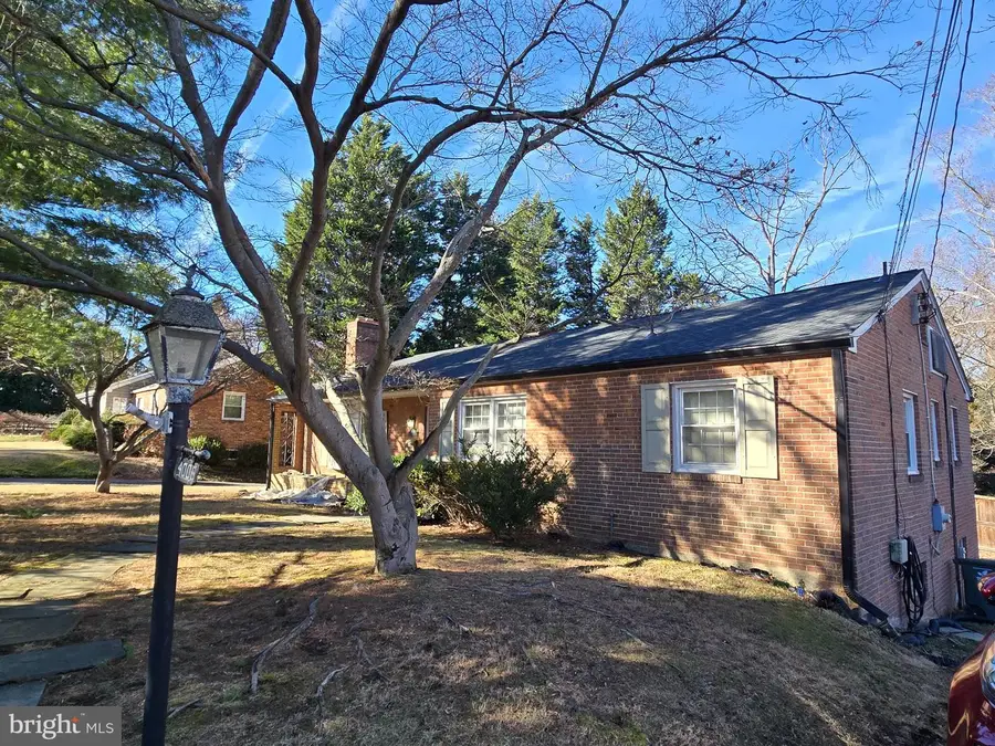 4006 N Glebe Rd N, Arlington, VA 22207 - Image #2