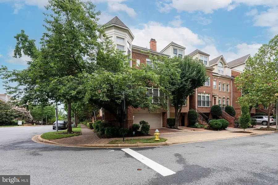 1500 N Colonial Ter, Arlington, VA 22209 - #2