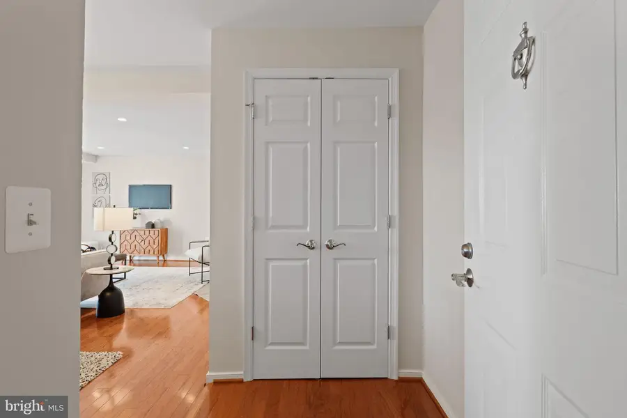 4065 S Four Mile Run Dr #303, Arlington, VA 22204 - Image #3