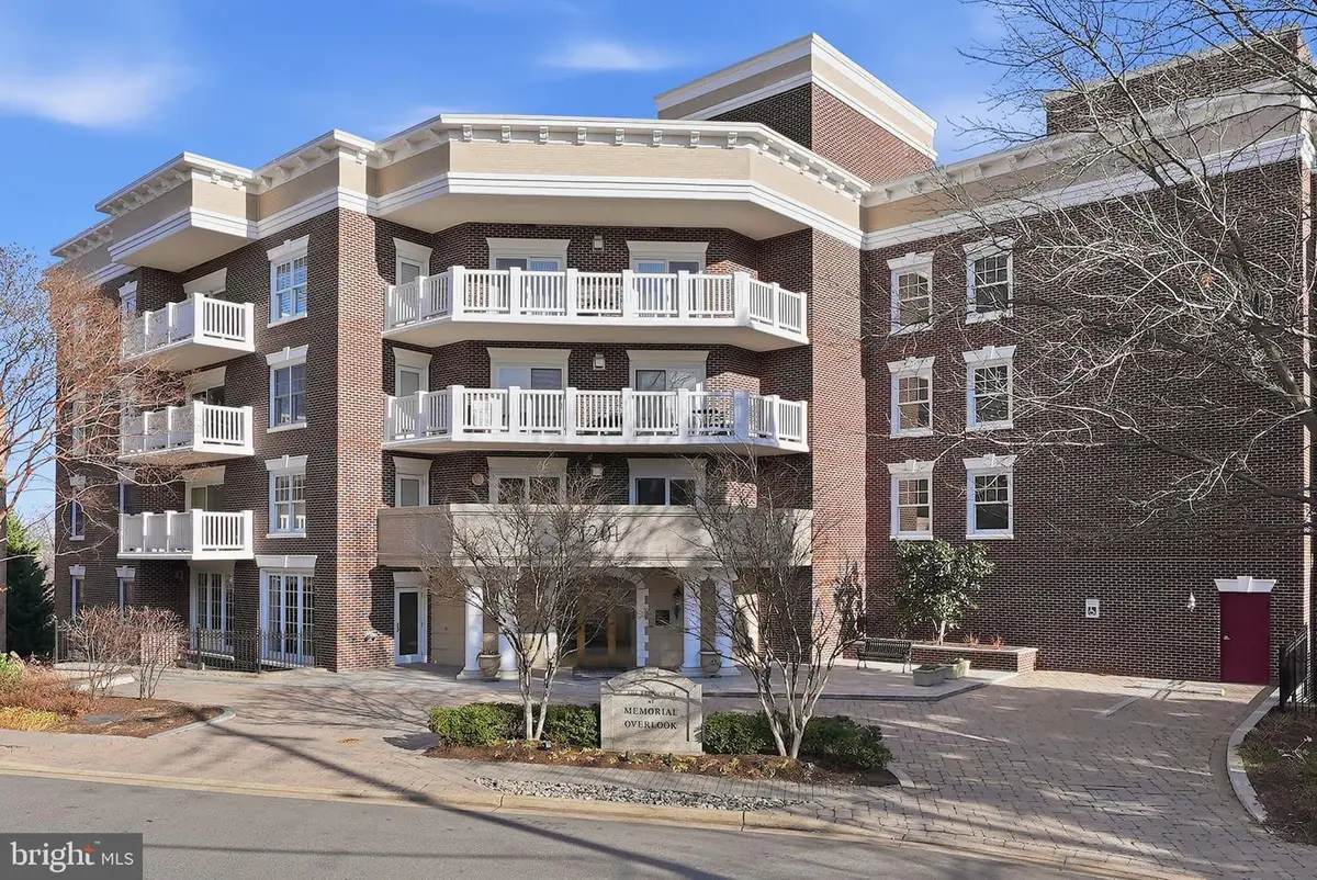 1201 N Nash St #205, Arlington, VA 22209 - Image #1