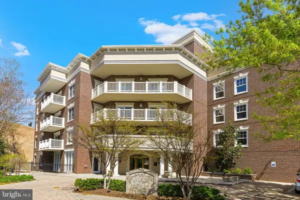 1201 N Nash St #205, ARLINGTON, VA 22209
