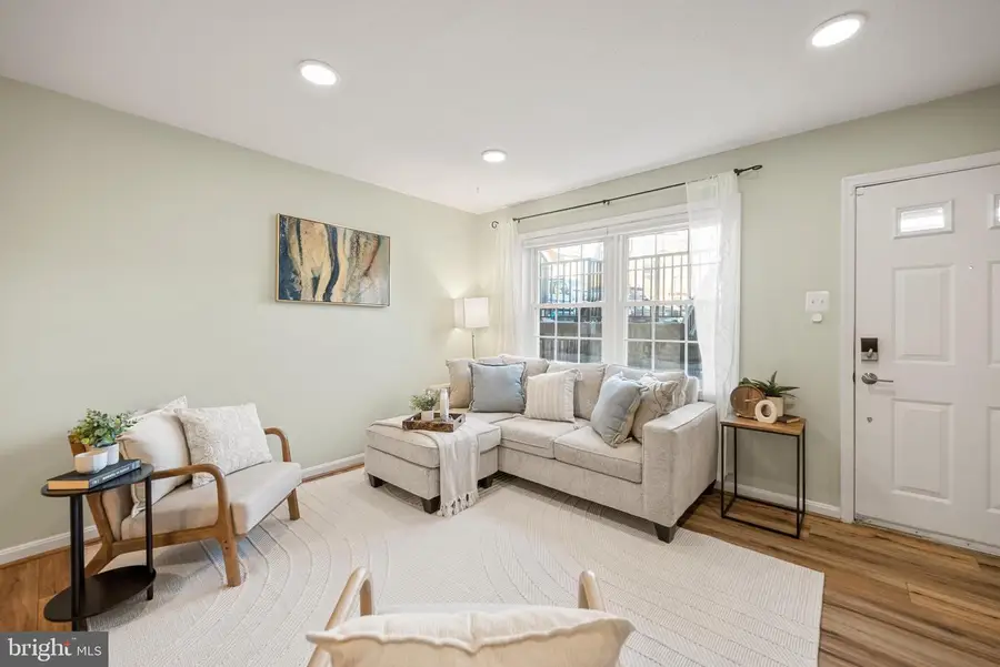 148-c N Bedford St #c, Arlington, VA 22201 - Image #3