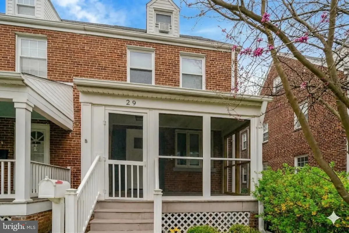 29 N Bedford St, Arlington, VA 22201 - #1