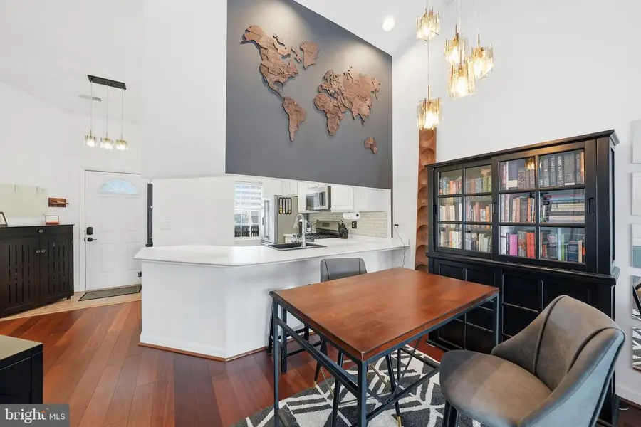 6940 Fairfax Dr #406, Arlington, VA 22213 - Image #3