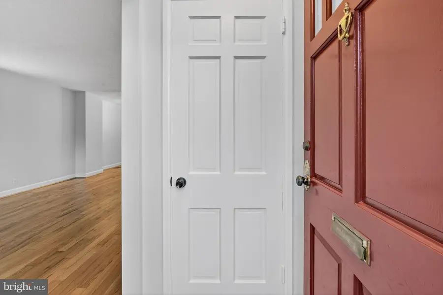 3495 S Wakefield St, Arlington, VA 22206 - #3