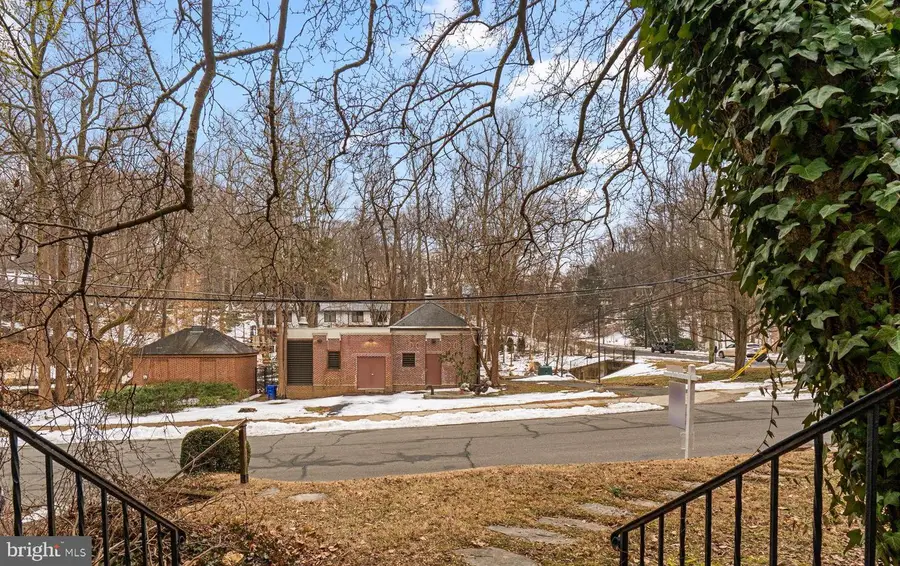 4023 30th St N, Arlington, VA 22207 - #3