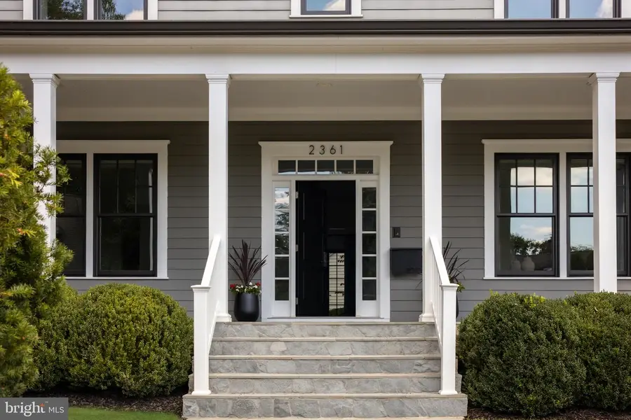 2361 N Edgewood St, Arlington, VA 22207 - #2