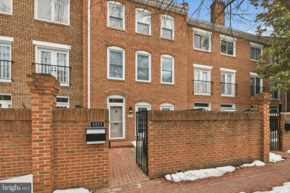 1035 N Stafford St, Arlington, VA 22201 - #1