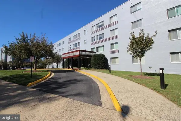 3701 5th St S #406, ARLINGTON, VA 22204